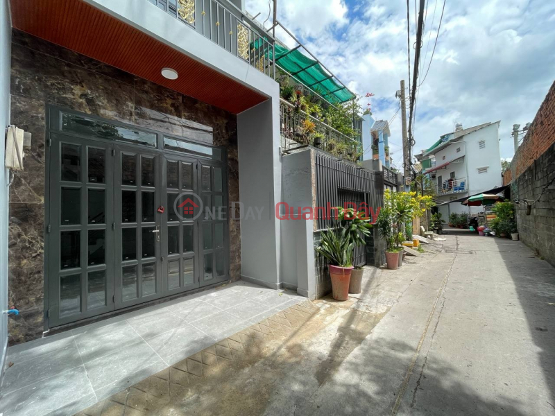 House for sale on Au Co Street, Tan Phu - Area 63.3m2, 4 bedrooms - 5m alley for cars to enter the house Sales Listings
