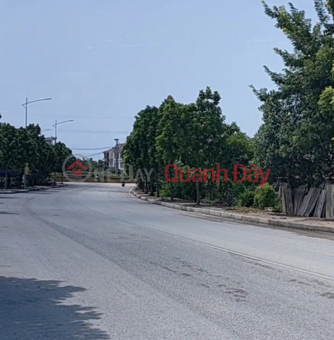 Selling 360m2 of land in Ha Dong industrial cluster, 18m frontage, new 50-year certificate. _0