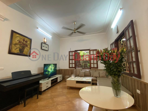 Beautiful house in Doi Can, Ba Dinh 53m2 4 floors priced at 5.3 billion self-built by the owner, the red book blooms after storing the safe _0