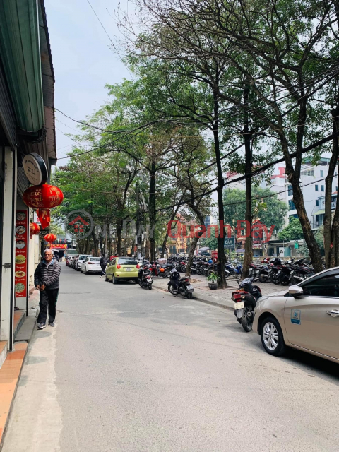 Bán Tòa Khách Sạn Phố Trần Duy Hưng,Ngõ Ôtô View hồ 150m/7Tầng (Có Hầm) 68 Tỷ _0