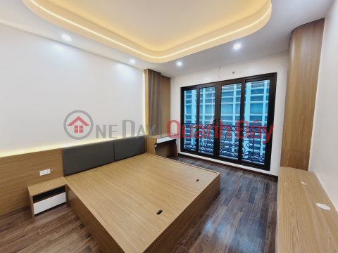 5-storey house for sale, car parking at the door - Straight alley, only 50m from Cau Giay street - Price 15.5 billion _0