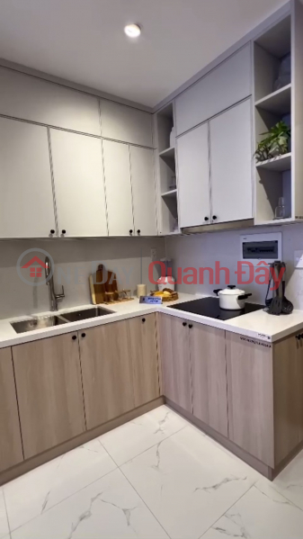  Please Select Residential, Sales Listings, đ 1.4 Billion