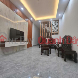 Beautiful 4-storey house for sale, Hoang Mai, 44m², 6.9 billion - Prime location, car parking at the door _0