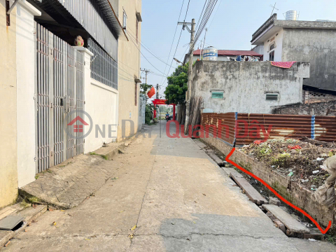 Beautiful land in Trung Hau, Tien Phong, Me Linh. Fully residential land, parking available. Just a few steps to Yen market and school. _0