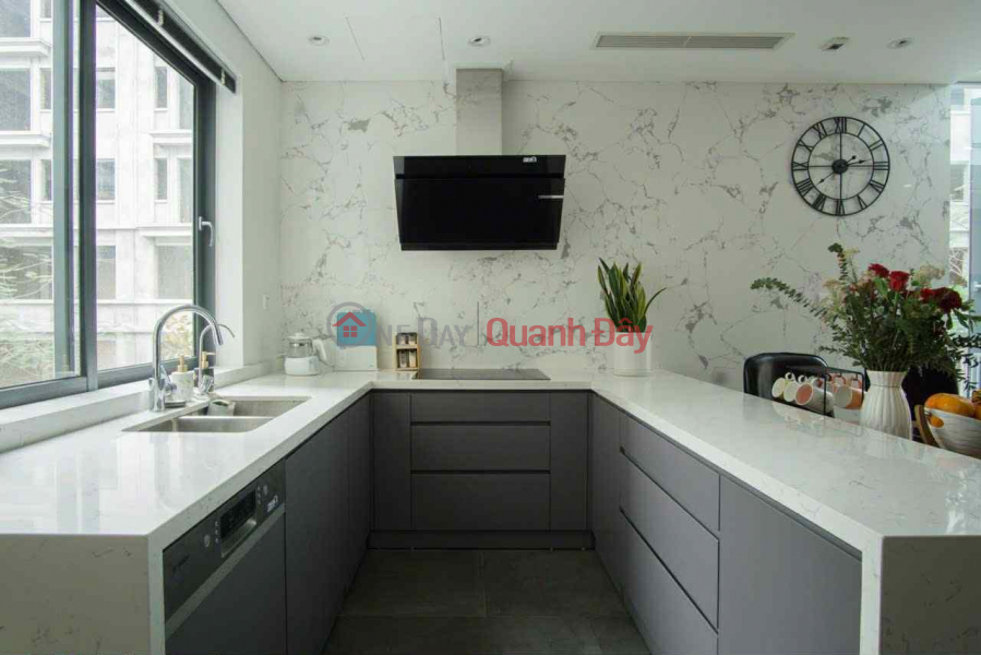 Liền kề Lâm Hạ- bệnh viện Tâm Anh, 114m x 6 tầng, mặt tiền 20m, vỉa hè, ôtô dừng đỗ, kinh doanh ngày đêm | Việt Nam, Bán | đ 42 tỷ