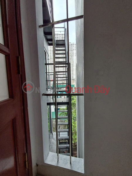 đ 2,4 tỷ | CHÍNH CHỦ BÁN CĂN HỘ CCMN 2PN – GIÁP NHẤT, THANH XUÂN – FULL NỘI THẤT tại quận Thanh Xuân Hà Nội
