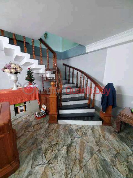 | Please Select | Residential, Sales Listings đ 11.3 Billion