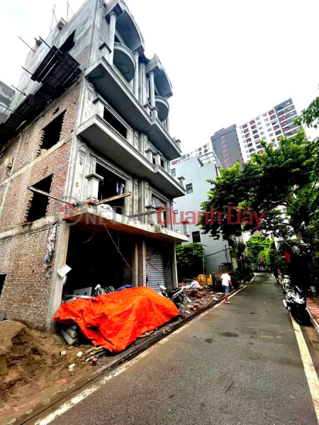 Duc Giang townhouse 39.5m2, 6 floors - Elevator, 6m road, sidewalk, 3.7m frontage, 8.7 billion Long Bien. Sales Listings