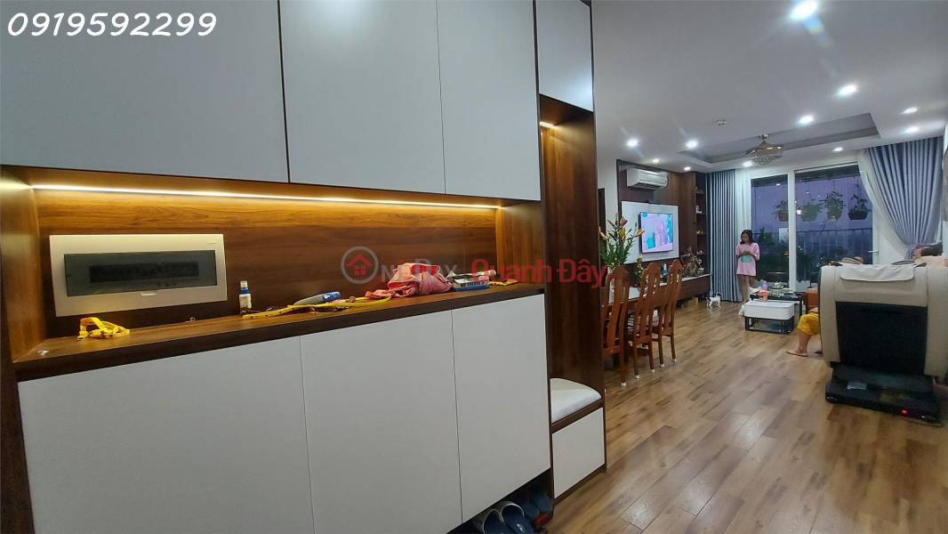 The owner sells the 3-bedroom apartment at No2 Ngoai Giao Doan building in this May | Vietnam Sales đ 5.25 Billion