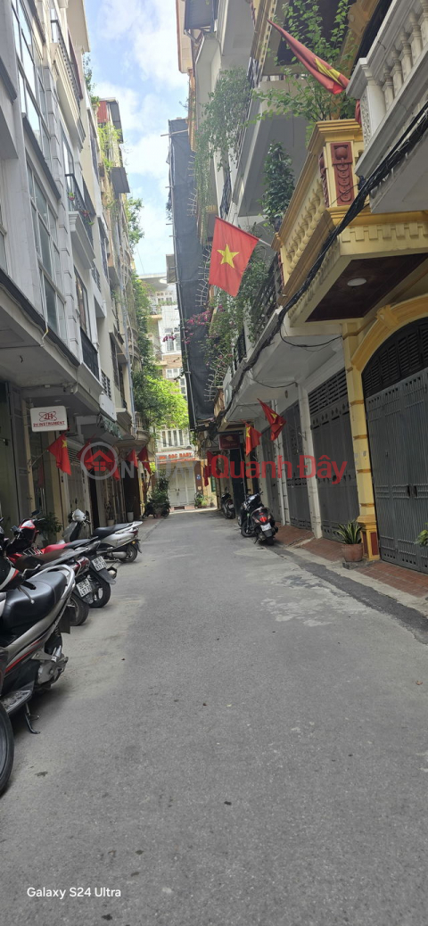 NHÀ PHỐ PHẠM TUẤN TÀI - PHÂN LÔ Ô TÔ QUA NHÀ - VỈA HÈ - S=35M2 - MẶT TIỀN =3.4M - 5 TẦNG - LH : MR HOÀNG PHÚ _0