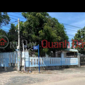 OWNER NEEDS TO SELL LAND LOT QUICKLY In Dat Do District, Ba Ria Vung Tau Province _0