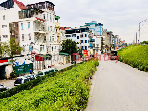 nhà mặt phố Lâm Du, 240m, mặt tiền 6m, nở hậu, cách cầu Trần Hưng Đạo 200m _0