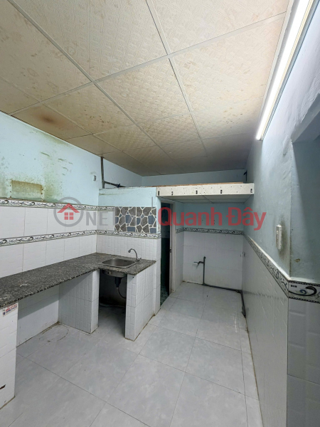 đ 2.49 Billion House for sale: 1 ground floor, 1 mezzanine, plus 2 rental rooms. Located in Duong Van Nga alley.