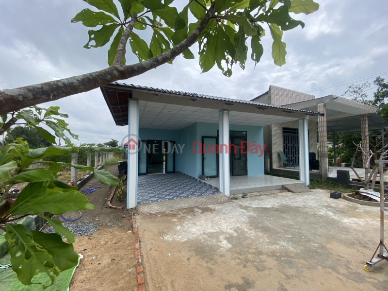 New tiled roof garden house, total residential area 512.8m2 - cool - 150m from Dong Nai River Sales Listings