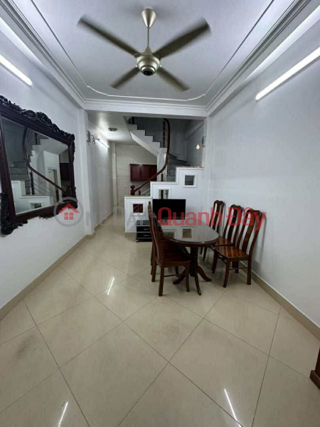Kim Ngưu, Nhà Lô Góc, 20m Ra Mặt Phố, Dân Xây, Ngõ Thông, Chỉ Hơn 6 Tỷ Niêm yết bán