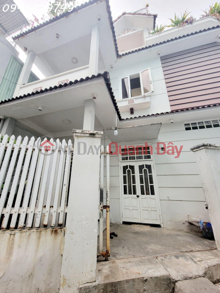 HOUSE 2 MAKING CLASSIC ARCHITECTURE 84M2, KIET CAR AN HAI BAC, SON TRA, DA NANG, PRICE 4 BILLION LONG TL Sales Listings