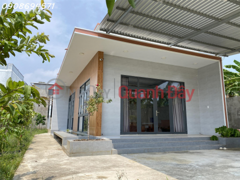 OWNER FOR URGENT SALE OF FRONT FRONT HOUSE IN BEAUTIFUL LOCATION In Duyen Hai Town, Tra Vinh Province _0