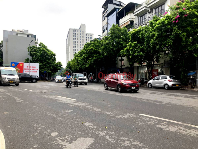 Land for sale on Kim Ma Street, Ba Dinh District. 134m Frontage 7m Approximately 28 Billion. Commitment to Real Photos Accurate Description. Owner Can Sales Listings
