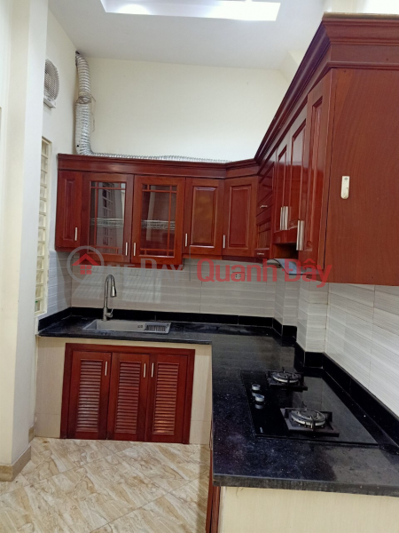 Chính chủ bán nhà tại ngõ 122 Đường Láng, Phường Láng Thượng, Đống Đa, Hà Nội, Việt Nam, Bán | đ 4,5 tỷ