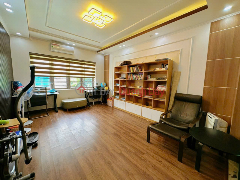 đ 5.35 Billion | Detached house - 55m², 4 floors - very spacious yard - car parking in the yard - short alley.