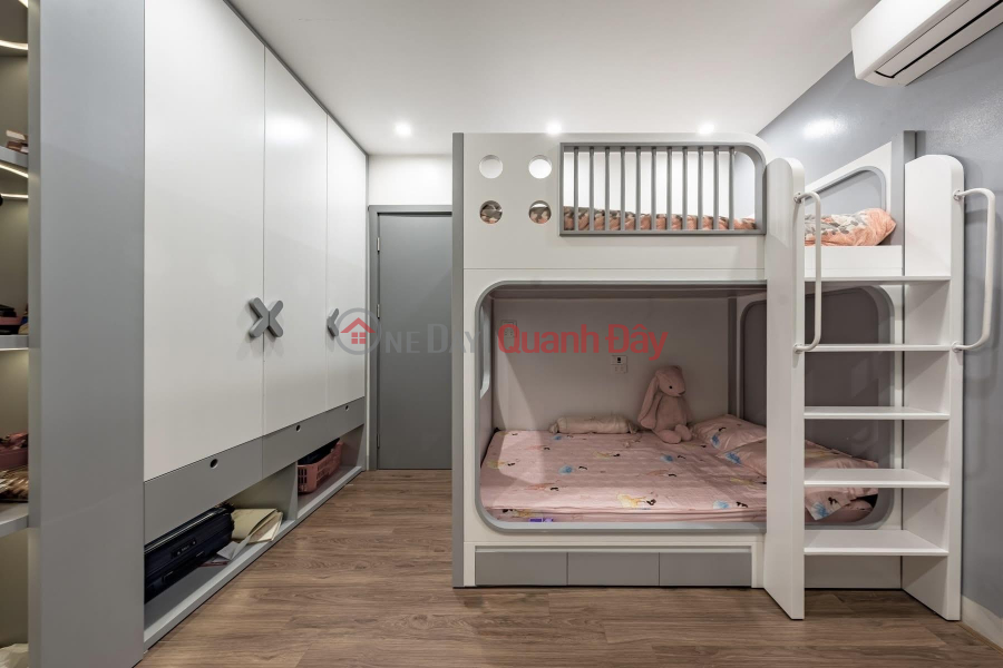 **Bán nhà hẻm 373 Lý Thường Kiệt, phường 9 Tân Bình (5,5*10); 4 tầng | Việt Nam, Bán | đ 9,5 tỷ