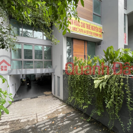 OWNER NEEDS TO SELL URGENTLY IN HALF A MONTH COMMERCIAL TOWNHOUSE ON DONG VAN CONG STREET _0