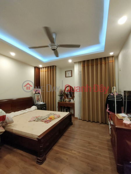 Property Search Vietnam | OneDay | Residential Sales Listings, House 70m Front 7m Car Lot Avoid. Both Living and Doing Business Are Great. Owner Goodwill Sell Fast.