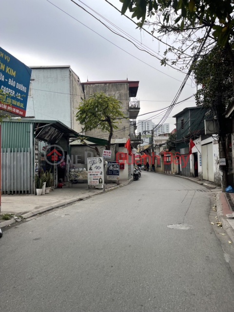 Bán nhà C4 Gia Quất, 43m x 4m oto tránh, vỉa hè kinh doanh chỉ nhỉnh 9 tỷ có TL. LH 0936123469 _0