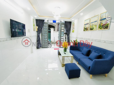 Nhà 3 tầng hẻm xe hơi,ngay Hiệp Thành City, Q.12 chỉ 2ty630 bớt lộc _0