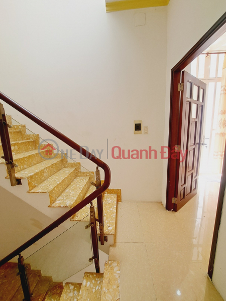 House for sale near Tran Hung Dao, District 5, 55m2, few steps to the Front for a little 5 billion. Vietnam Sales, đ 5.4 Billion