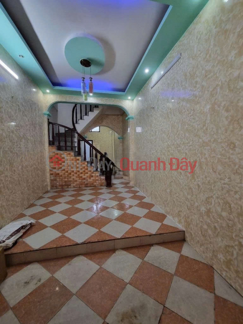 Whole house for rent in Linh Nam, 4 floors, 40m2, 5 bedrooms, 12 million\/month _0