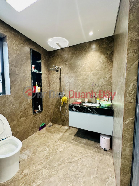 Property Search Vietnam | OneDay | Residential Sales Listings, SUPER BREATHABLE FRONT AND REAR - 2-CAR GARAGE - IMPORTED ELEVATOR - SMOOTH LUXURY INTERIOR Giap Nhi House Area 70m2 x