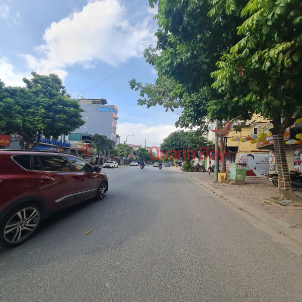 Land for sale in Dang Xa, Gia Lam, Hanoi. 41m2, 8m wide road. Sales Listings