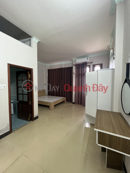 đ 17 Million/ month 4-storey house for rent on Duong Tu Minh street - near Pham Van Dong beach