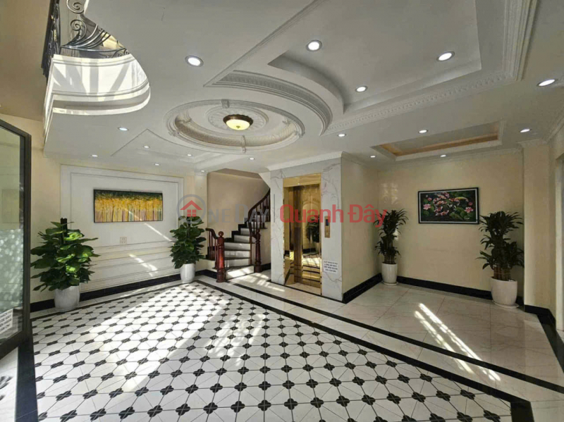 Cực hiếm - Lô góc 3 mặt thoáng Nguyễn Văn Linh - Ô tô vào nhà. Thang máy - 11.X tỷ - 6 tầng | Việt Nam, Bán, đ 11,8 tỷ