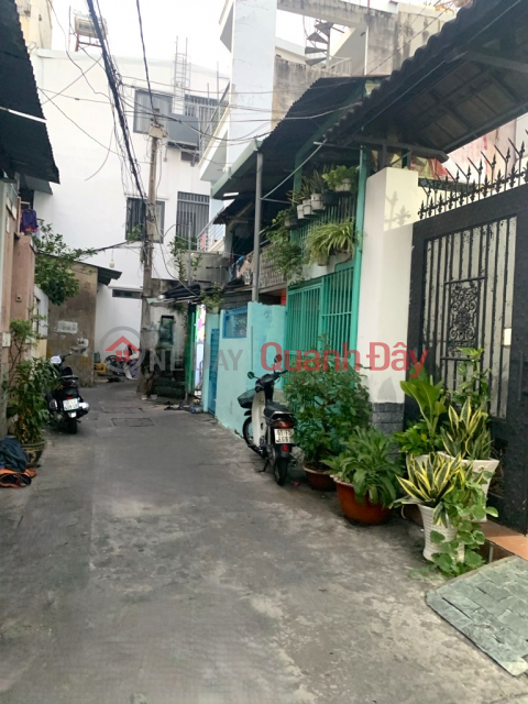 URGENT SALE IN 10 DAYS HOUSE IN DISTRICT 10, 3 FEBRUARY, 3 FLOORS, CAR IN FRONT OF THE HOUSE, 44 SQM, NO ROAD BOUNDARY, NO FENG SHUI ERRORS _0