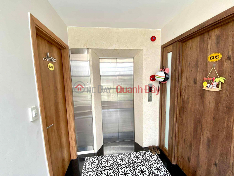 đ 30 tỷ, bán toà nhà Apartment Ngọc Thuỵ, 2 sàn văn phòng + 15 căn hộ khép kín, dòng tiền 130tr/tháng