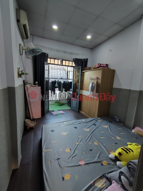 NHÀ ĐẸP BTCT – GIÁ CHỈ NHỈN 2 TỶ – GIÁP GÒ VẤP & TÂN BÌNH _0