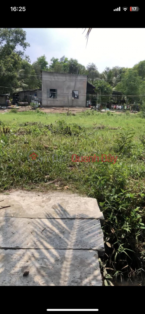 HOT HOT LAND FOR SALE WITH A HOUSE - GOOD PRICE In Duc Hoa district, Long An _0