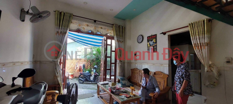 Only 2 billion to own a house with 1 ground floor and 1 floor in the center of Hoa Binh Ward near Bo Ke _0