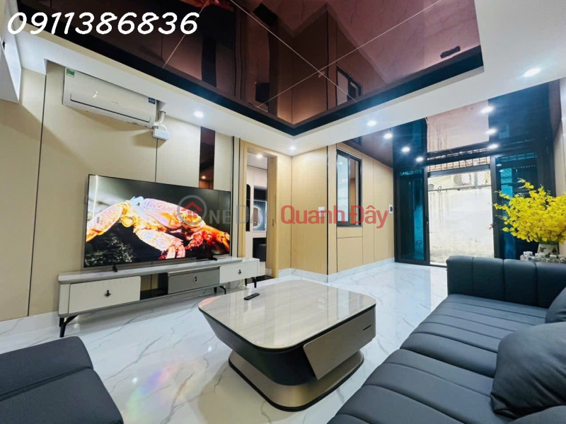 Tầng 1 TT Láng Hạ 75m 3PN 2WC, Nội thất mới đét, gần Ô tô, hơn 5 tỷ Niêm yết bán