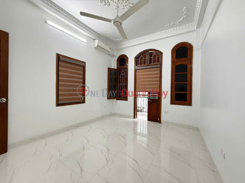 đ 15 Billion, SELLING RESIDENTIAL HOUSE! Xuan Thuy, Cau Giay, corner lot near car street, 45m x 4 floors, over 15 billion