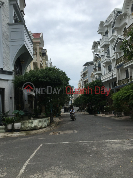 FOR SALE TOWNHOUSE TRAN THI NAM STREET, DISTRICT 12, PRICE 6.4 BILLION TL, 5F, RECORDED 56M2 Sales Listings