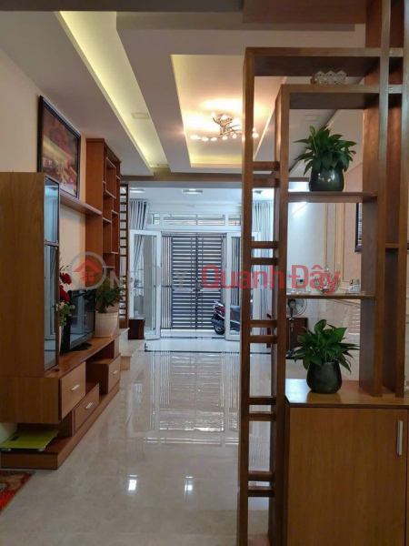 The owner sells the house 1T2L 5.6x23 with 125m2 book, 5m Thong Nhat alley, GV Sales Listings