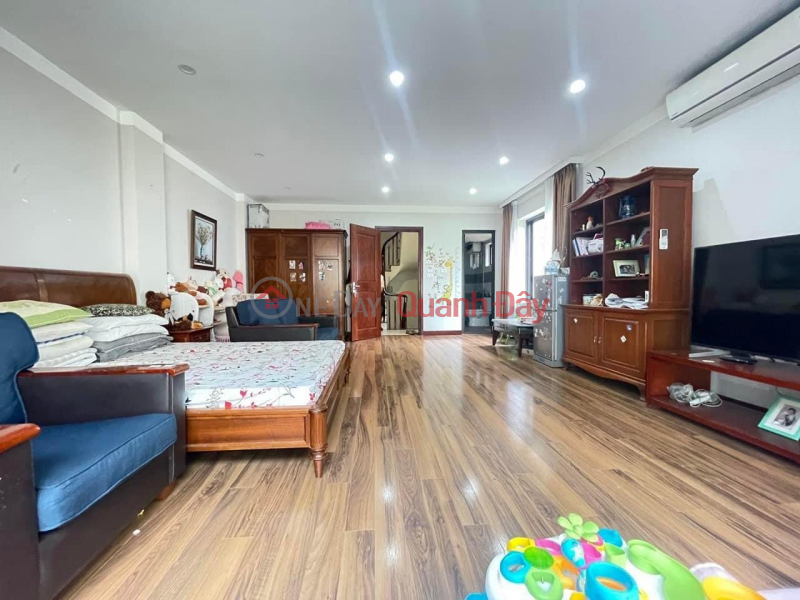 BEAUTIFUL HOUSE FOR SALE IN DONG DA, 3-AIR CORNER LOT, 7-SEATER CAR ACCESS TO THE HOUSE, LARGE FRONTAGE, 6 FLOOR ELEVATORS, HIGH QUALITY INTERIOR. Sales Listings
