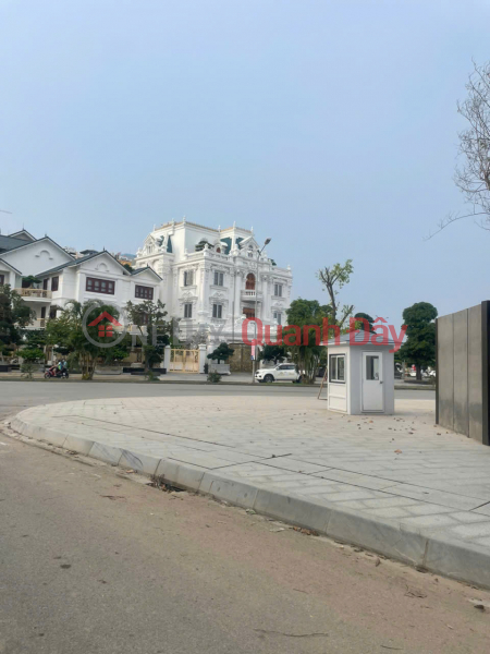 Property Search Vietnam | OneDay | Residential Sales Listings Owner needs to move house so selling land and giving away a villa located right on route 2 of Le Hong Phong street