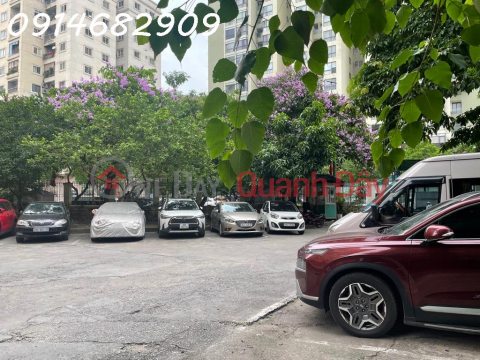 OWNER FOR SELLING TRUNG HOA APARTMENT, CAU GIAY 62M2, PARKING CAR, 2 BEDROOM, ONLY 4.55 BILLION _0