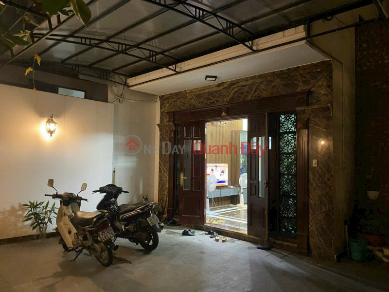 Property Search Vietnam | OneDay | Residential Sales Listings 89m², 5-storey house with luxurious interior. There is a private yard for cars and an independent house.