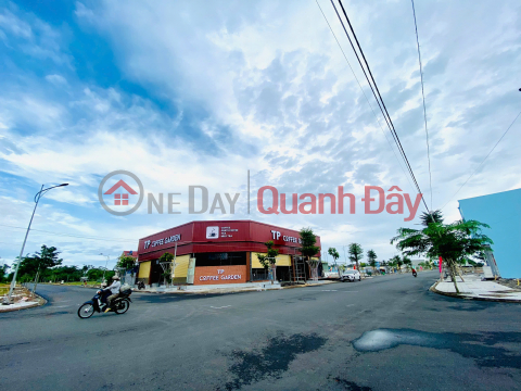 With only 690 million, you can own land at Minh Luong Market. _0