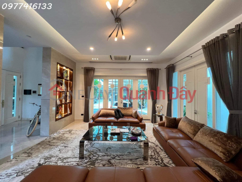High-class villa Nguyen Co Thach, Nam Tu Liem, corner lot, super big frontage, car, extreme security _0